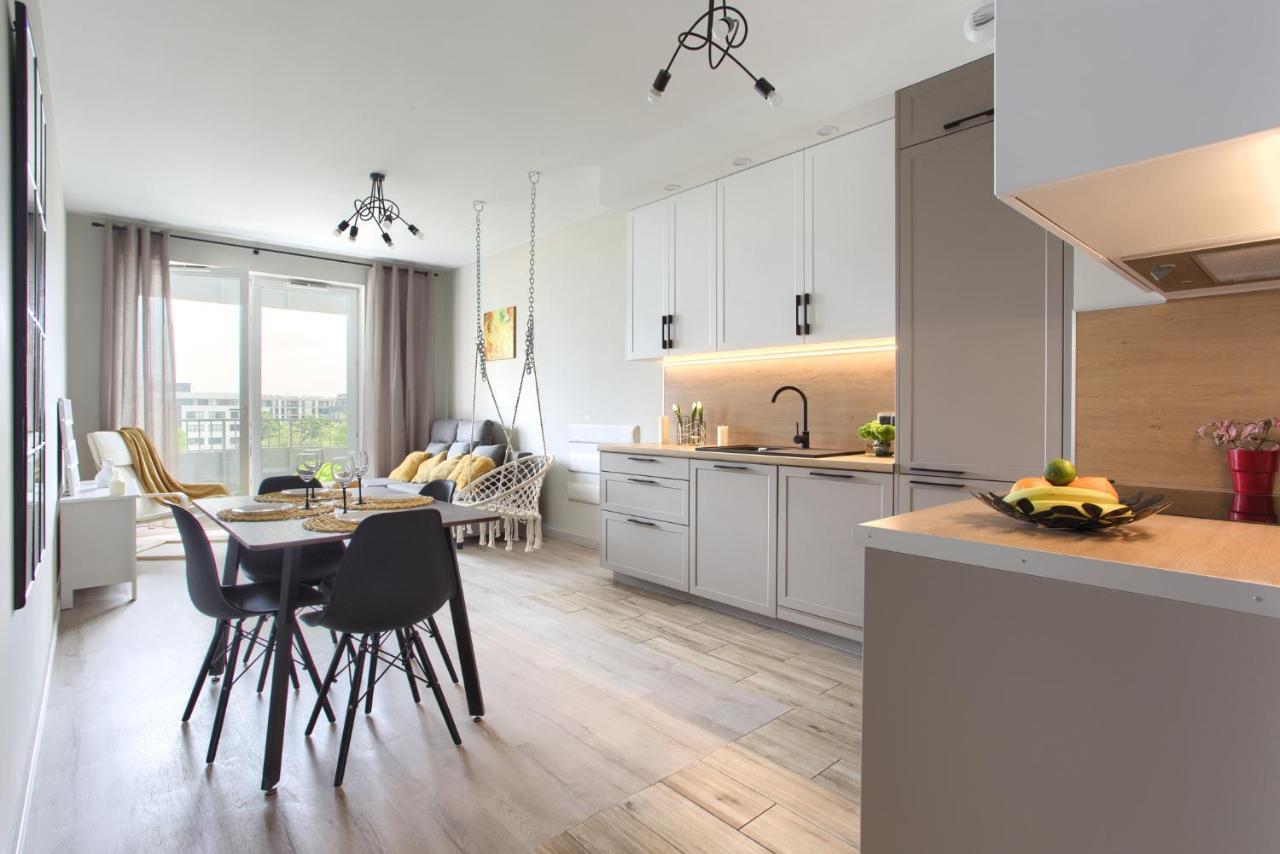 Superapart Komputerowa 8 Varsovia Exterior foto